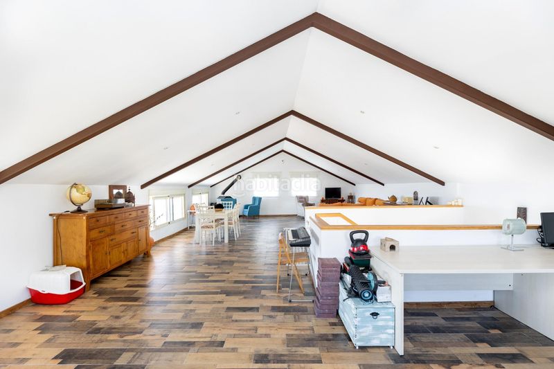 Foto 08146865-b871-4f84-8a8a-ef3f9dc49f42. Casa amb aparcament a Nívar