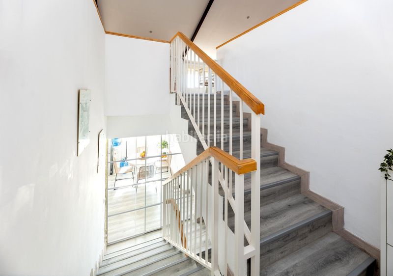 Foto 10b9f757-1662-498d-8570-aea9874ee336. Casa amb aparcament a Nívar