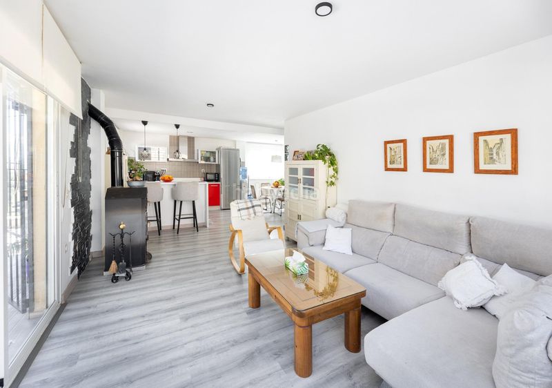 Foto 14a4e8da-8b16-4c2b-8ee0-a02deef82283. Casa amb aparcament a Nívar