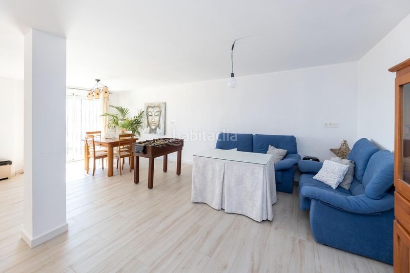 Foto a5f88fc3-5b68-4b05-adb7-d6fb31f37423. Casa amb aparcament a Nívar