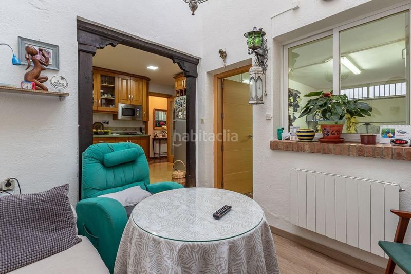 Foto 5d86089a-6196-4241-9d9d-46443509f75e. Casa amb calefacció aparcament a Bola de Oro Granada