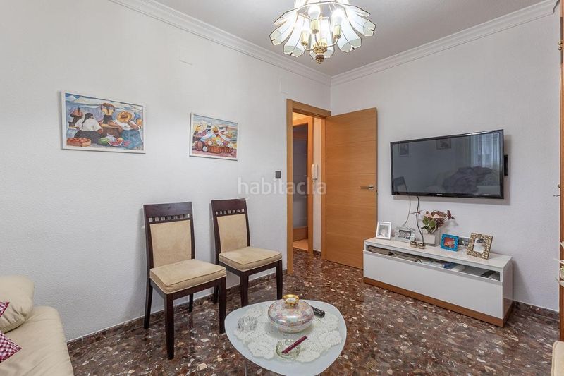 Foto 91a4d8e8-82a0-4c6d-aab5-40907e998777. Casa amb calefacció aparcament a Bola de Oro Granada