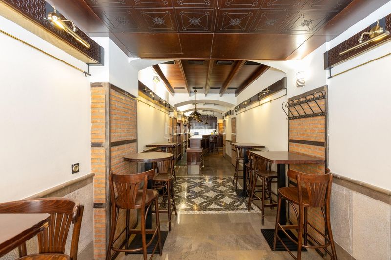 Foto 13c19757-b66e-42f1-94de-3e43d7b94638. Edifici a Centro - Sagrario Granada