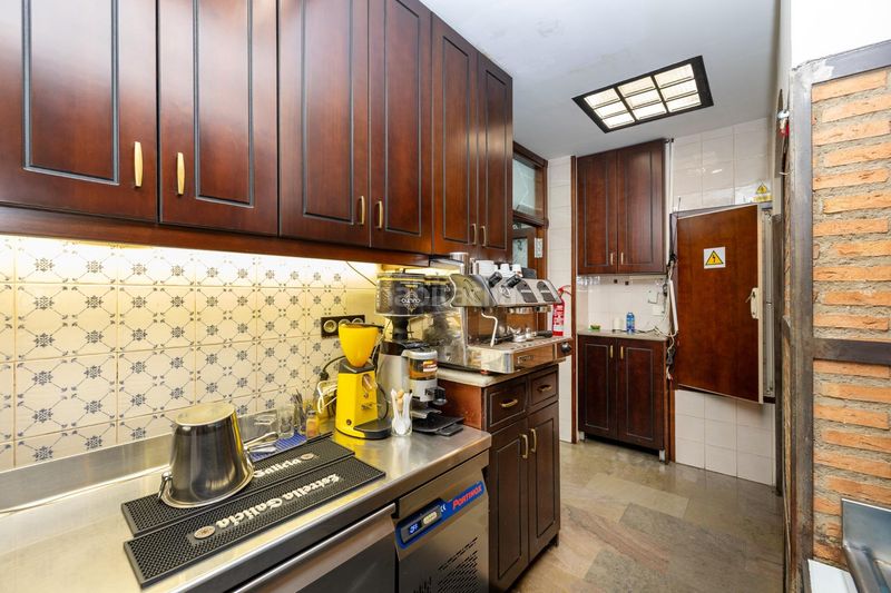 Foto ee4a3225-6294-497e-8c06-e36039d69c8a. Edifici a Centro - Sagrario Granada