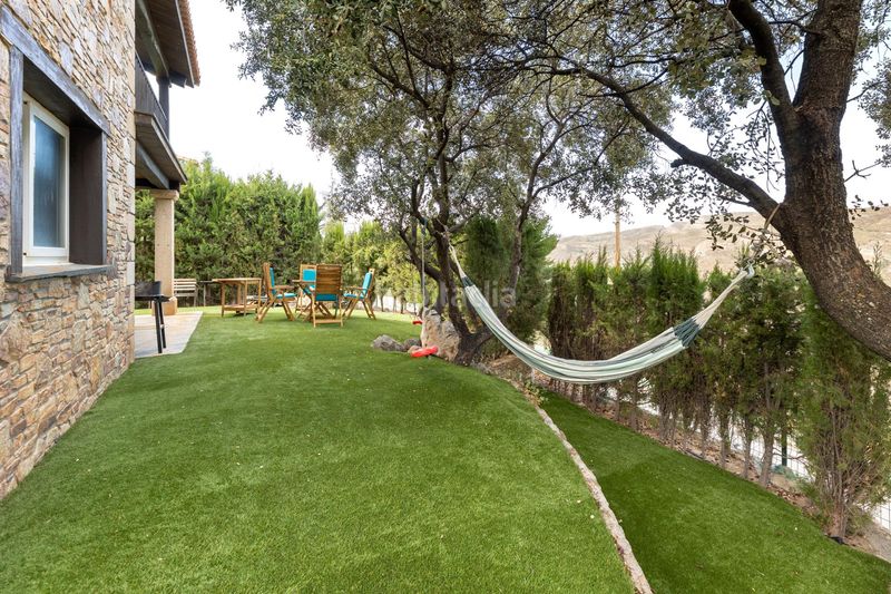 Foto 3fe2a730-bd01-49b1-baa9-a46df03b7604. Xalet a Dúdar