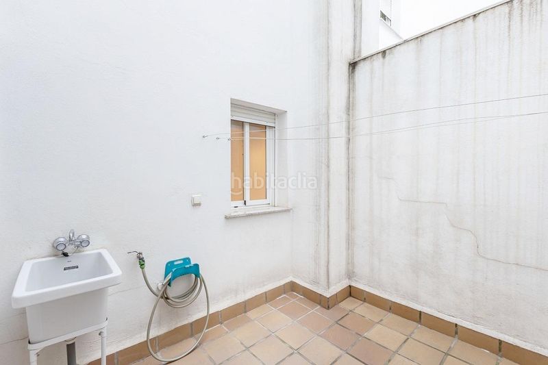 Foto 28428d26-813b-44af-90a7-2da29a821fcb. Casa adossada amb aparcament a Güevéjar