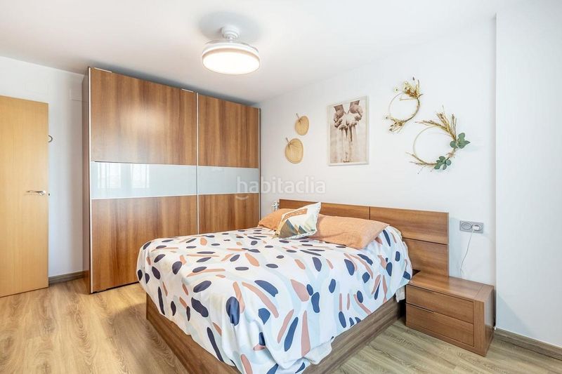 Foto a4949daa-40ef-459c-86e6-046843064fdc. Casa adossada amb aparcament a Güevéjar