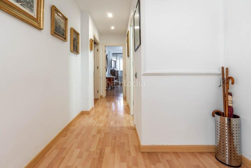 Foto 23cae2c6-df6d-462b-9e4a-93dcc2d21f0d. Àtic a Centro - Sagrario Granada