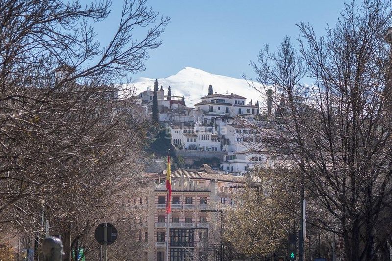 Foto 80f9e00d-a52d-4ea5-9859-fef15b2b0f73. Àtic a Centro - Sagrario Granada