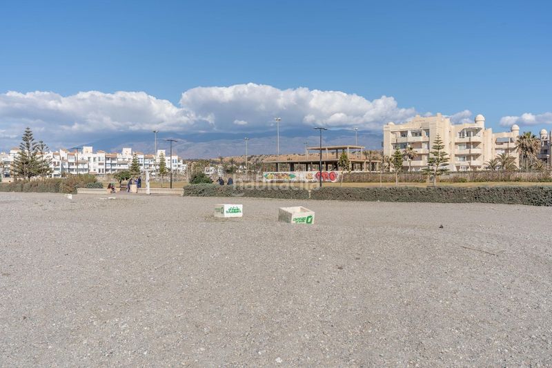 Foto f018b81b-408a-492c-a5b1-454662a66419. Pis a Almerimar Ejido (El)