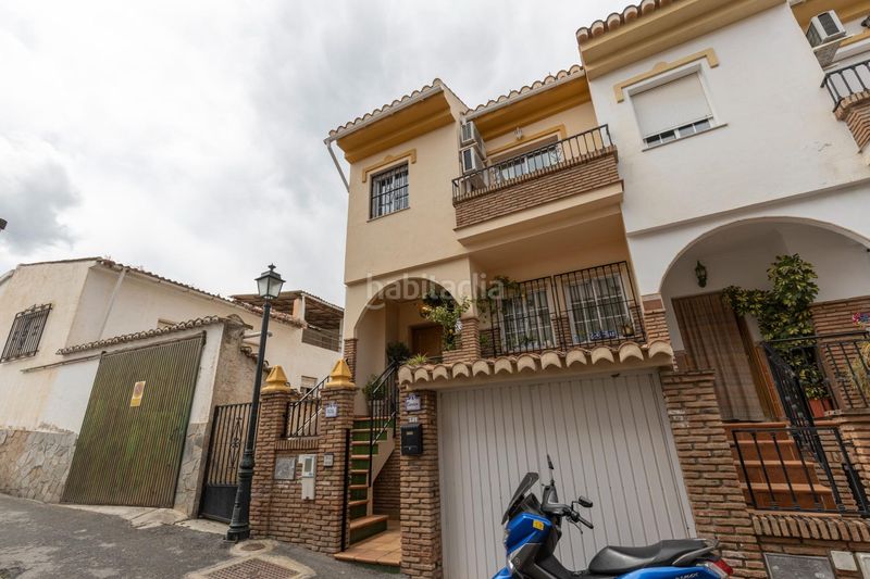 Foto 51cabe82-ac39-4dce-b29b-c75ba204dfb5. Casa aparellada amb calefacció aparcament a Cájar