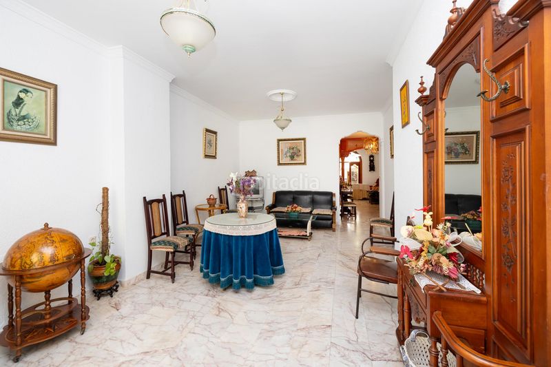 Foto cb008976-6fb2-401a-a753-4469c86c39ba. Casa aparellada a Lanjarón