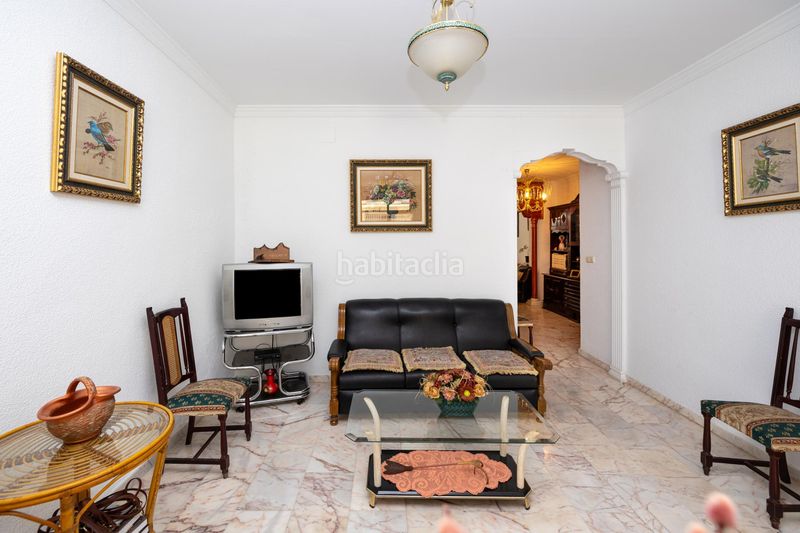 Foto e7469abf-b40a-48a1-ba1a-e23f3cbcee5d. Casa aparellada a Lanjarón