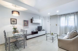 Flat in San Francisco Javier. Tranquilo piso reformado