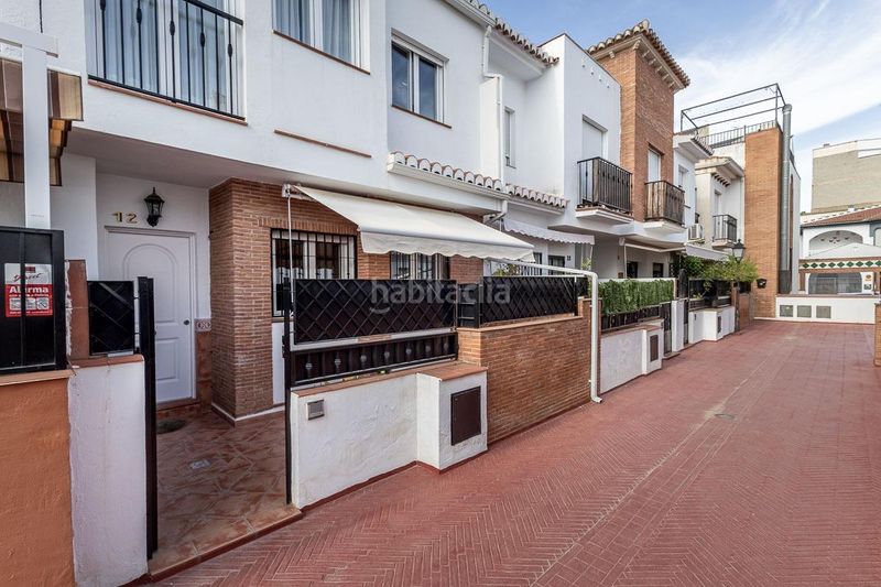 Foto a85a5c93-6105-43c0-82ef-7add05b8bd2c. Casa adossada amb calefacció aparcament a Gójar