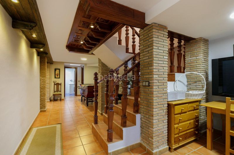 Foto 8aa6c04c-3a2f-46f0-a682-ec6e66fddd5f. Casa pareada chalet accesible de gran amplitud, con jardín privado, garaje y completas zonas comunitarias en Ogíjares