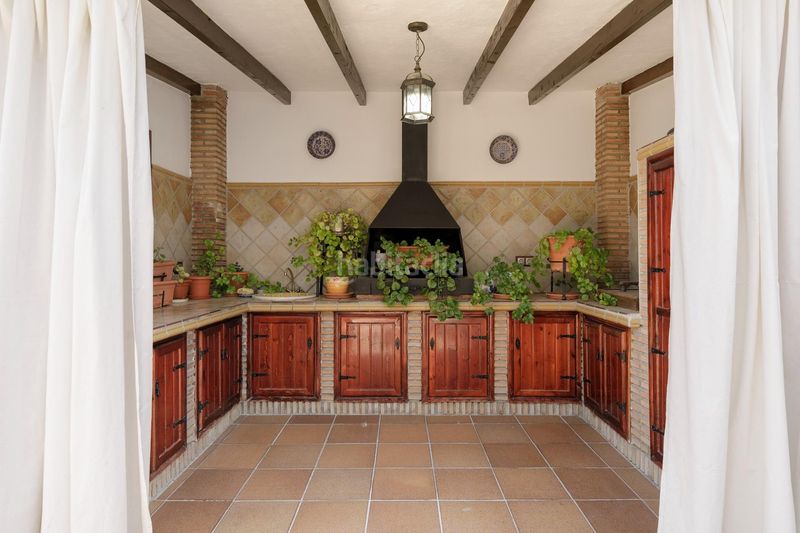 Foto ca2ccbbc-46ec-4a72-869f-6f940702fadc. Casa pareada chalet accesible de gran amplitud, con jardín privado, garaje y completas zonas comunitarias en Ogíjares