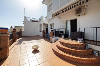 Location Maison jumelée à San Matías - Realejo. Espectacular adosado en alquiler, abstenerse estudiantes.
