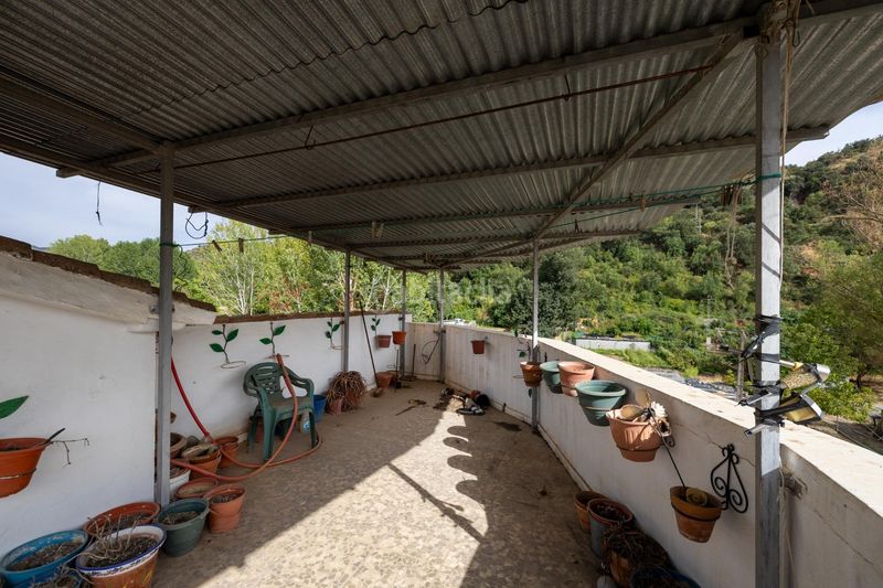 Foto fbadcdf5-3784-4a63-bc96-bcc252377969. Casa amb aparcament a Dúdar