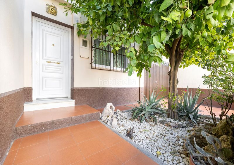 Foto 02484a7c-3bcd-4e1f-91e8-cb8c6702e5c8. Casa amb aparcament a Albolote
