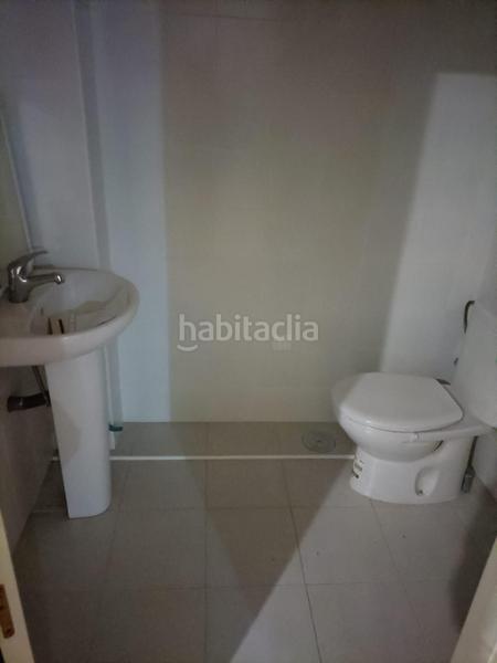 Foto 1efafafe-95cb-4770-b832-4b6d8d36085b. Local comercial en calle pepa guerra valdenebro 2 local ideal para cualquier tipo de negocio en Benalmádena