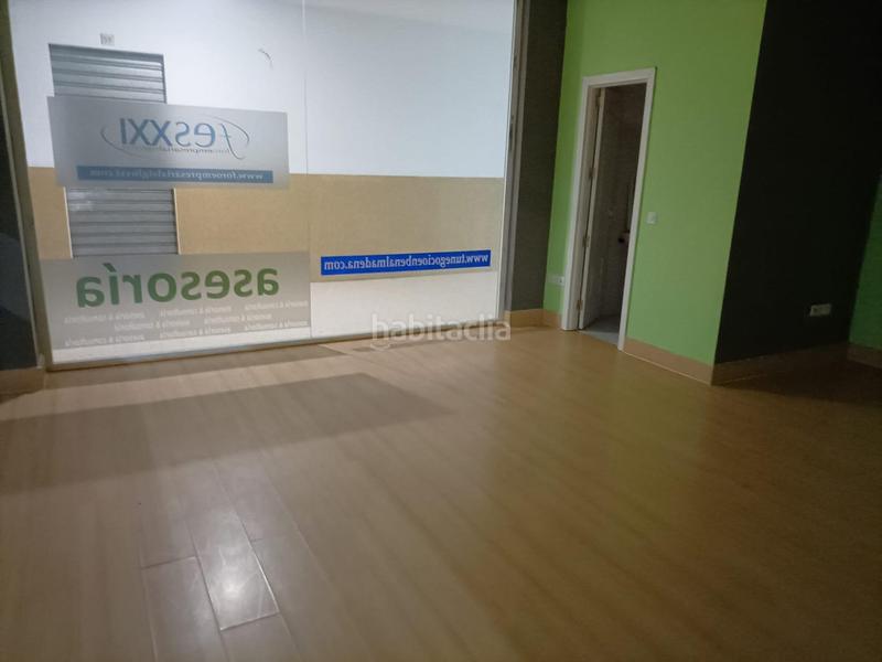 Foto 5d0f7d8d-09a5-484c-80e6-54b9e6ebbf66. Local comercial en calle pepa guerra valdenebro 2 local ideal para cualquier tipo de negocio en Benalmádena