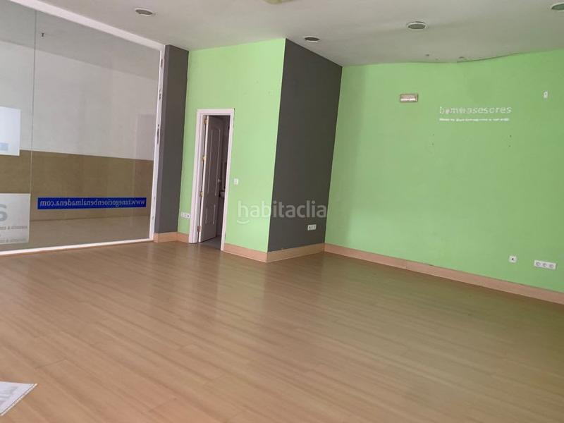 Foto 7197d817-c522-4b73-87fe-8df55c1b7970. Local comercial en calle pepa guerra valdenebro 2 local ideal para cualquier tipo de negocio en Benalmádena