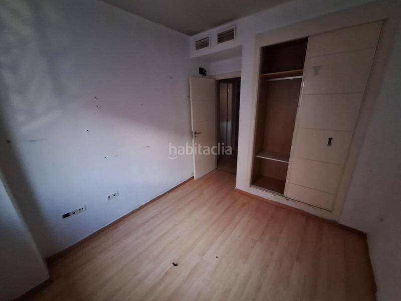 Foto 55229b16-5ee9-4c31-9537-f54bbc05230b. Casa a schiera in calle pepa flores marisol 18 in Málaga