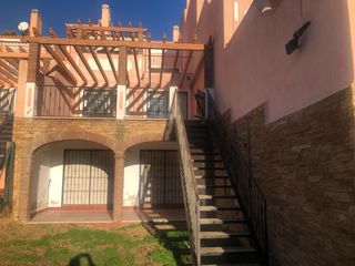 Casa adossada a Calle diamante 12. Oportunidad adosado en mijas