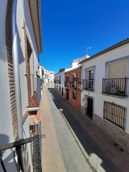 Foto 4b2b1ab7-b503-4f10-9507-ca5c2e623fae. Casa adossada a Cañete la Real
