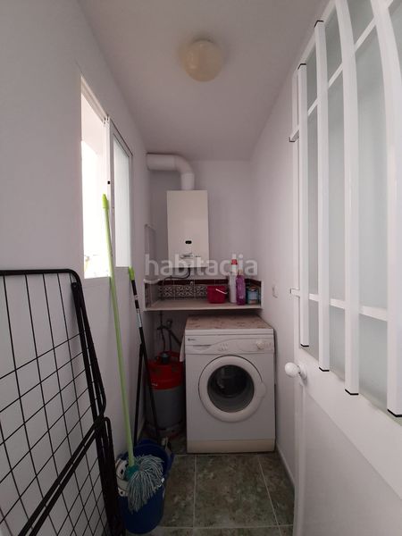 Foto a0dbb067-07b1-4702-bc15-3c549c18e3b9. Casa adossada a Cañete la Real