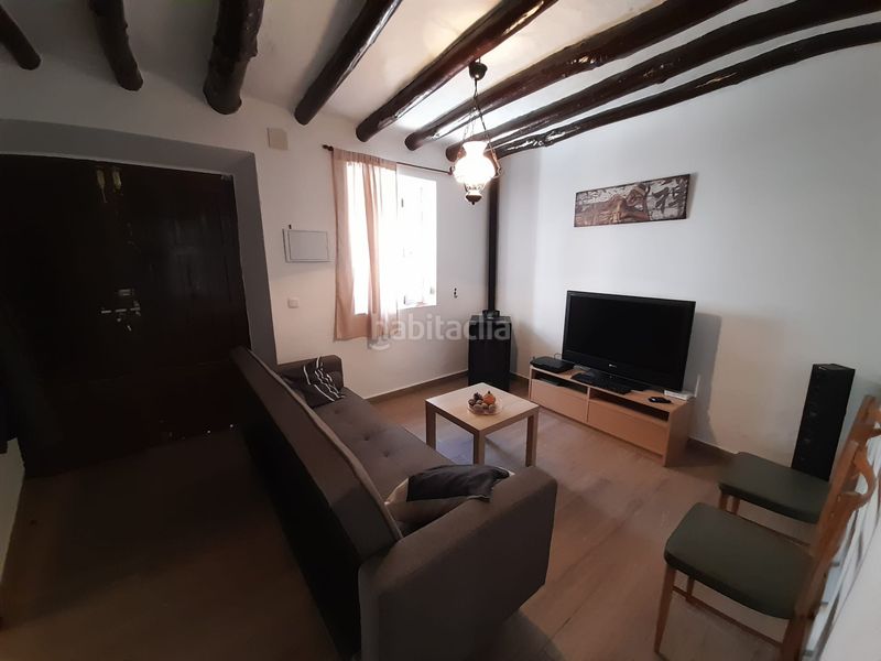 Foto dea6bc82-20bc-4a3c-9e03-e5c5634843bf. Casa adossada a Cañete la Real