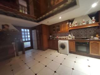 Etagenwohnung in Ollerías - San Cayetano