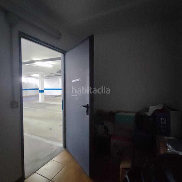 Foto 97e1850b-eac1-490b-b914-752f571264a3. Aparcament cotxe a Almodóvar del Río