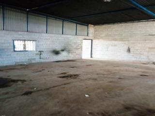 Rent Industrial building in El Higuerón