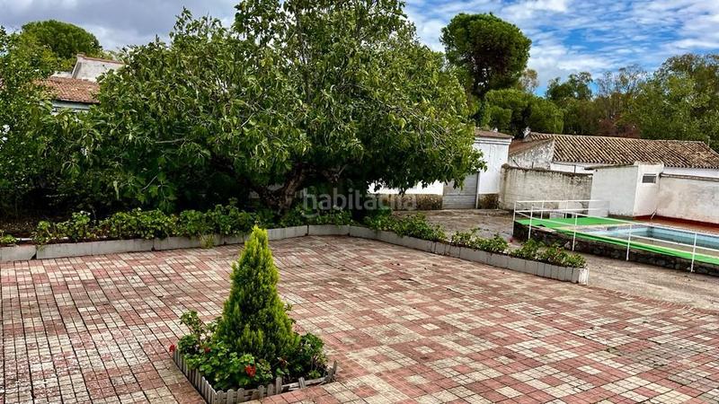 Foto 4ba3d3e6-dcc8-4abd-b0d7-9b1a34eb7b27. Casa chalet urbano con dos viviendas y piscina en Córdoba