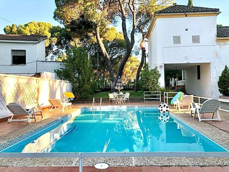 Foto 8475187f-6400-4eb9-8b92-79910b9250e4. Casa chalet urbano con dos viviendas y piscina en Córdoba