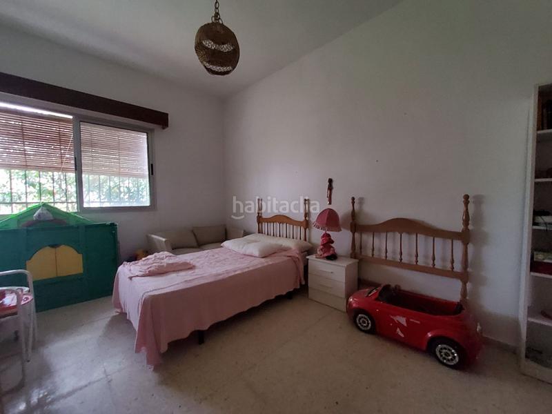 Foto f7683e37-98f4-45ea-a1b9-13a84e768c25. Casa chalet urbano con dos viviendas y piscina en Córdoba