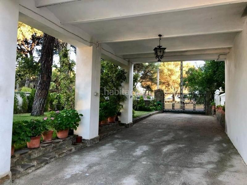 Foto f79d814c-eeb3-41ef-b76e-377620ceec57. Casa chalet urbano con dos viviendas y piscina en Córdoba