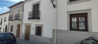 Casa a schiera in Pedroche. Oportunidad en pedroche! chalet adosado de dos plantas  listo pa