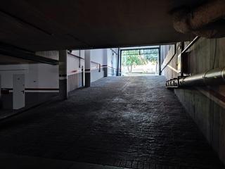 Aparcament cotxe a El Brillante -El Naranjo - El Tablero. Gran bajada de precio unicas en la zona
