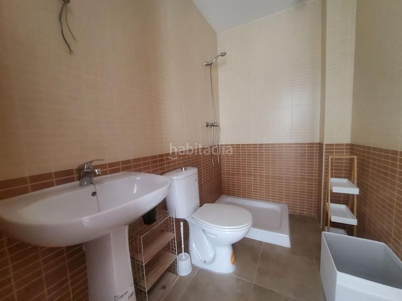 Foto c77473e4-5e3c-414a-9372-f66941ab84c1. Maison jumelée dans Almodóvar del Río