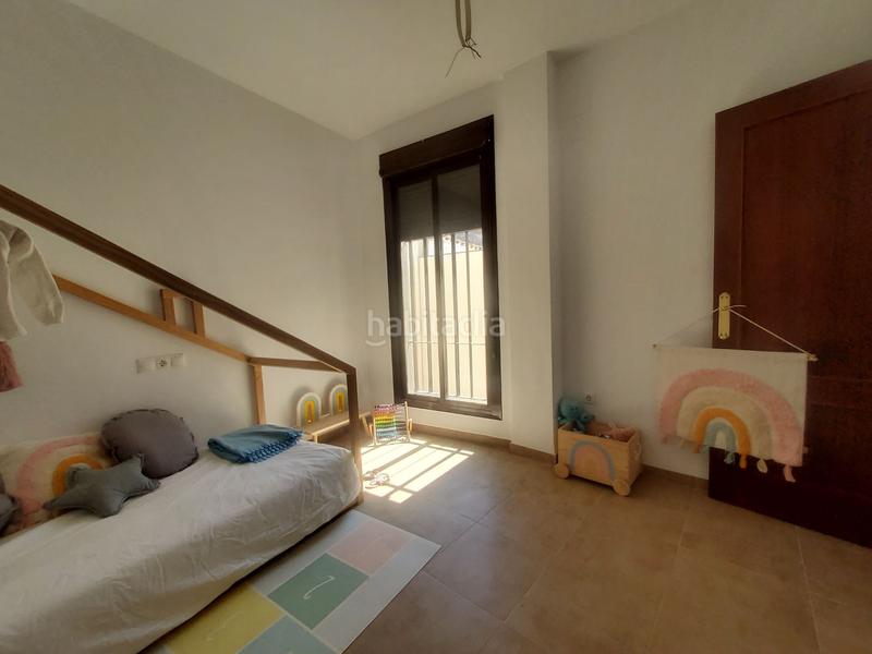 Foto d4cff62c-40ab-4921-872f-5f5790b2cc4f. Maison jumelée dans Almodóvar del Río