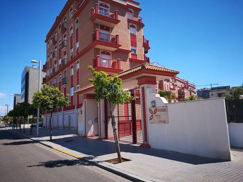 Foto d947a40b-b1fa-4d0e-a2d7-a330c77ae8e0. Local comercial en Tablero Bajo - Arruzafilla Córdoba