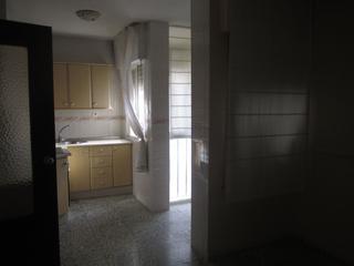 Pis a Centro. Magnifico piso para poner a su gusto en pleno centro de cordoba,