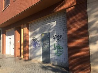 Local Comercial a Santa Rosa - Valdeolleros. Unico en la zona