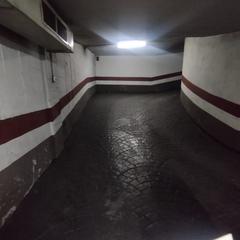 Lloguer Aparcament cotxe a Ciudad Jardín - Zoco. Alquiler cochera medina azahara