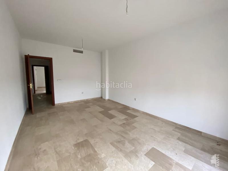 Foto 347cddcf-275c-4c88-8fee-82617e1a11fc. Piso vive a lo grande en el corazón de la carlota en Carlota (La)