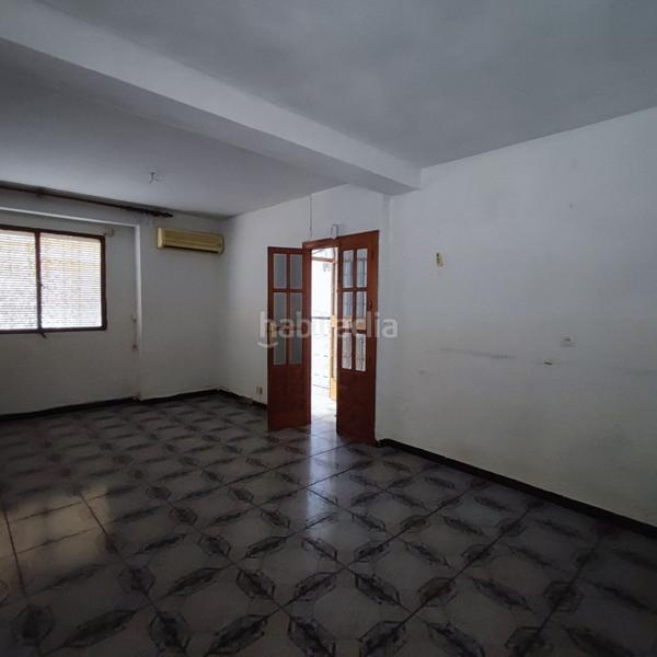 Foto cd16b897-beb8-4f82-a86a-76b636cc8ad3. Casa atención! gran oportunidad única ! en Cabra