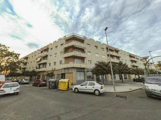 Local Comercial a Huerta de la Reina - Trassierra